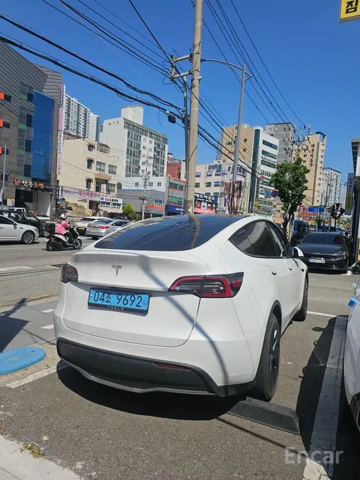 Фото 2 - Tesla Model Y