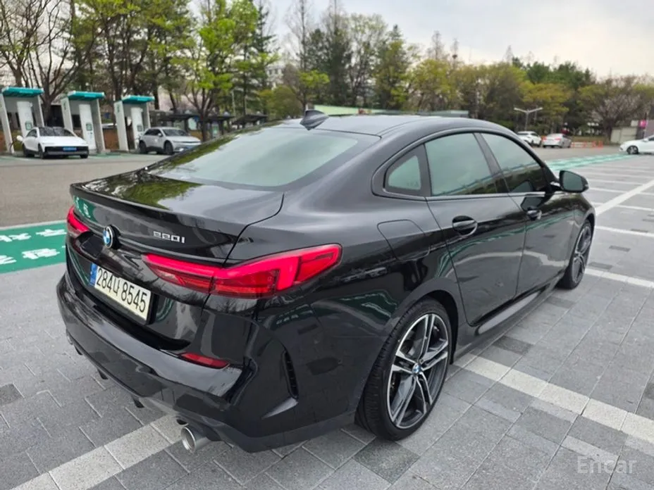 BMW 2 Series 2020 220i M Sports