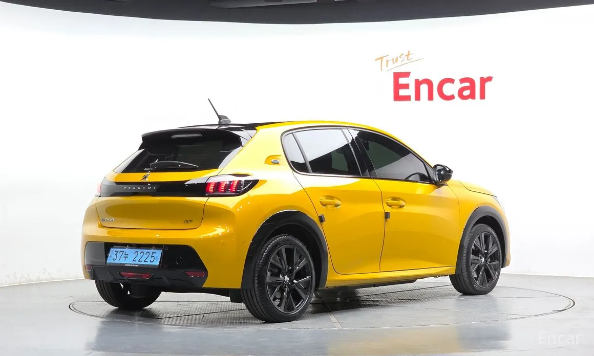 Peugeot 208 2020 GT