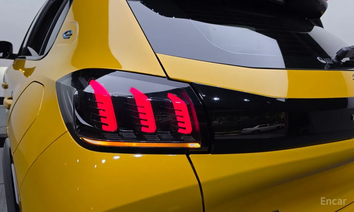 Peugeot 208 2020 GT