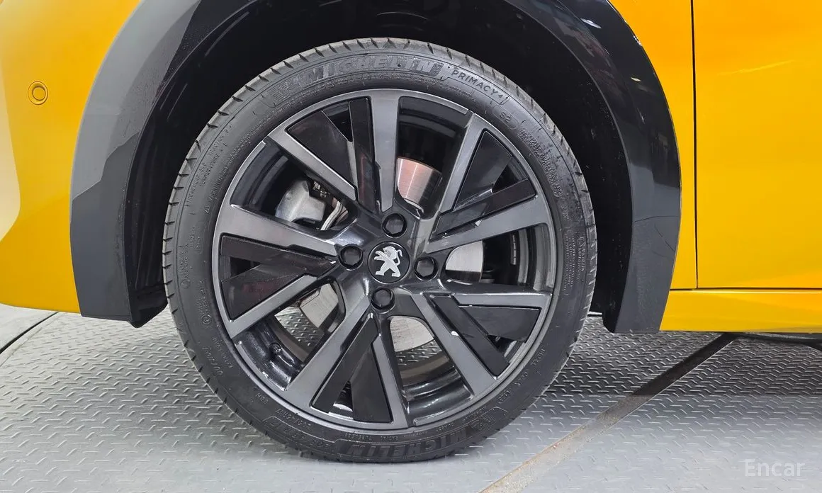 Peugeot 208 2020 GT