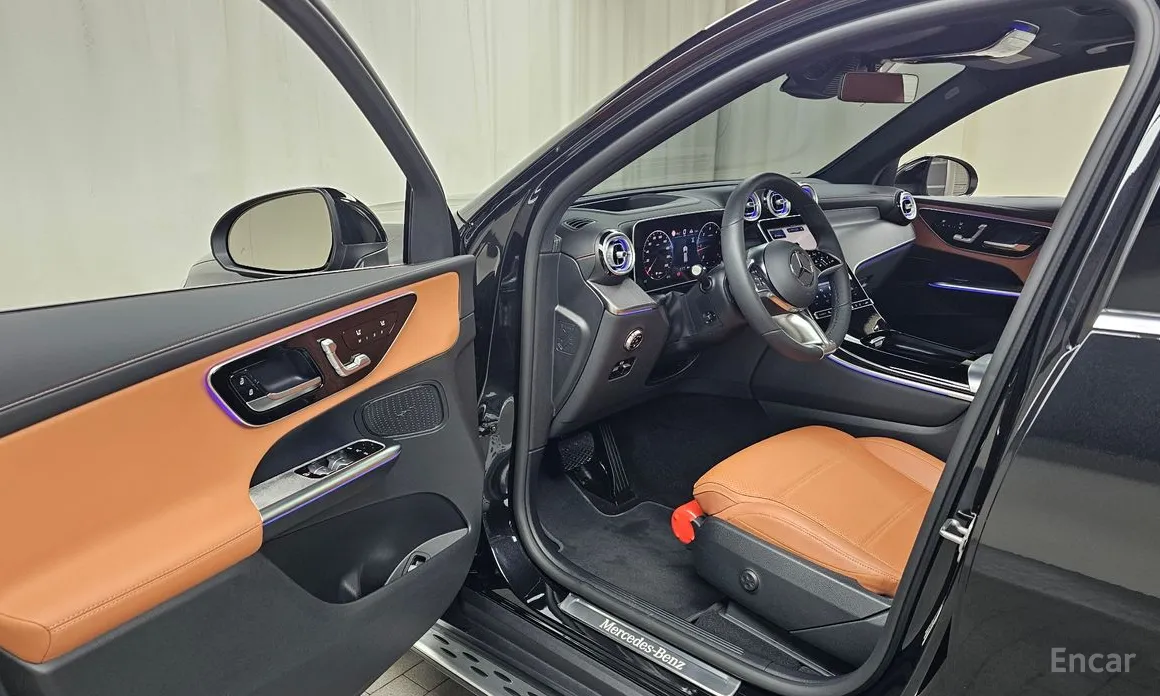 Mercedes-Benz GLC-Class 2023 GLC220 d 4MATIC