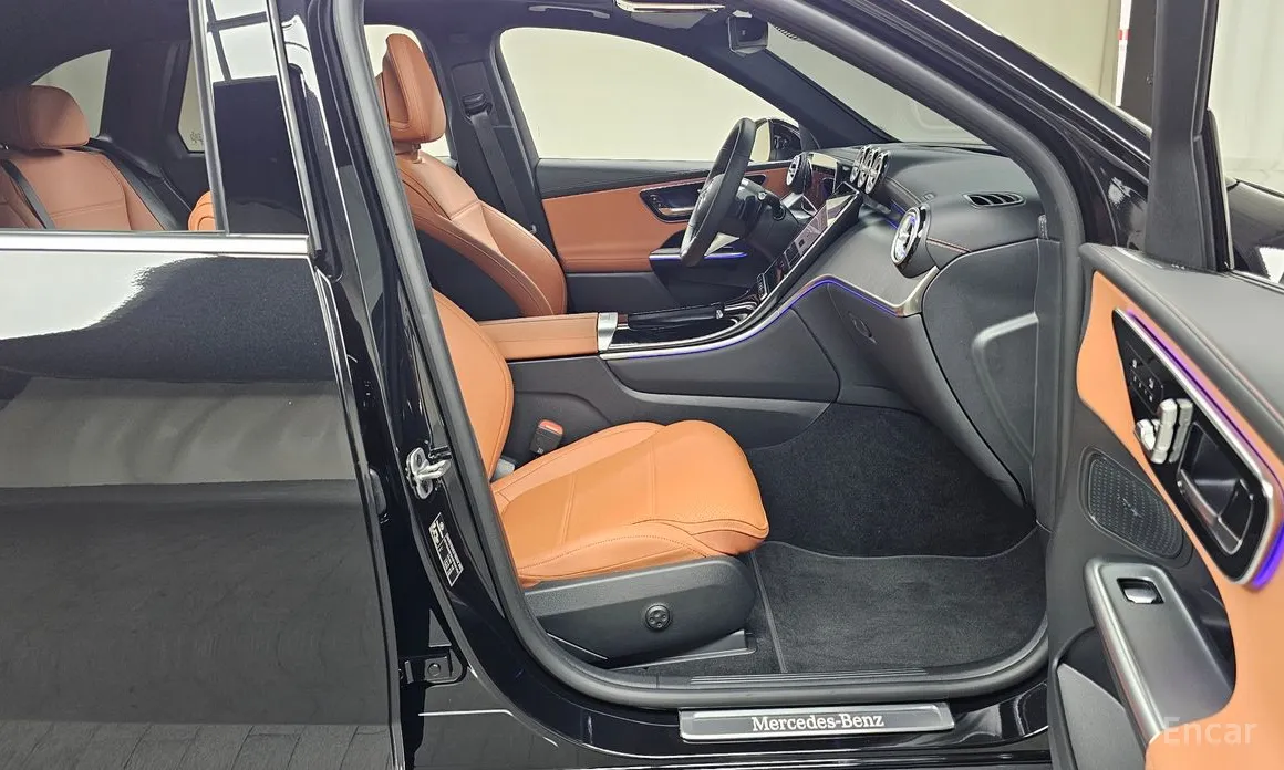 Mercedes-Benz GLC-Class 2023 GLC220 d 4MATIC