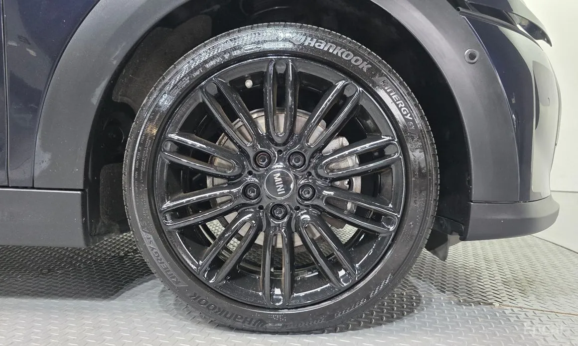 Фото 21 - Mini Cooper