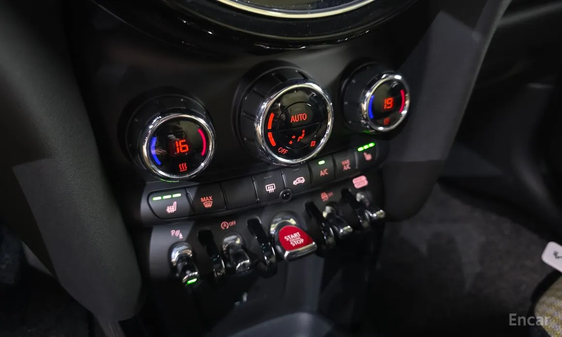 Фото 31 - Mini Cooper