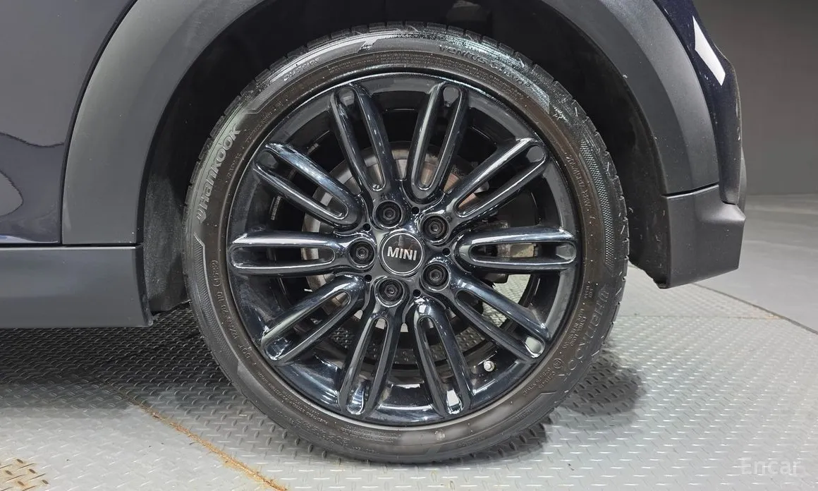 Фото 5 - Mini Cooper