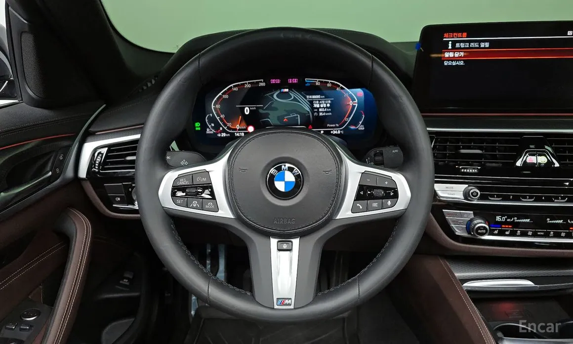 Фото 13 - BMW 5 Series
