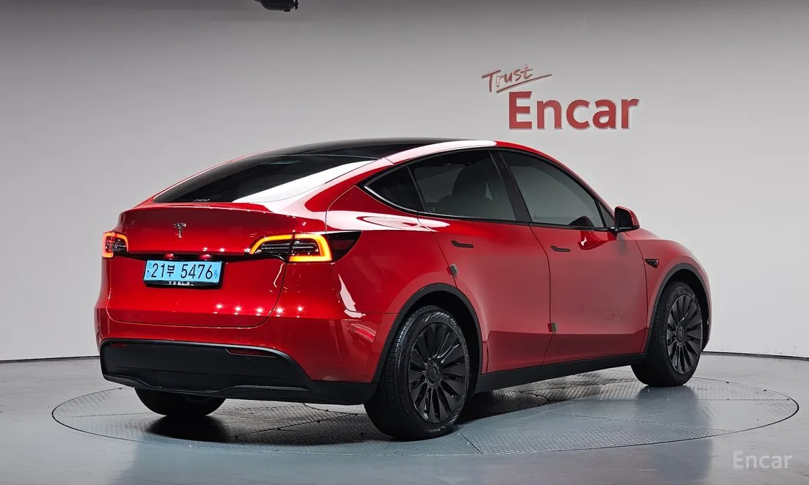 2020 Tesla Model Y