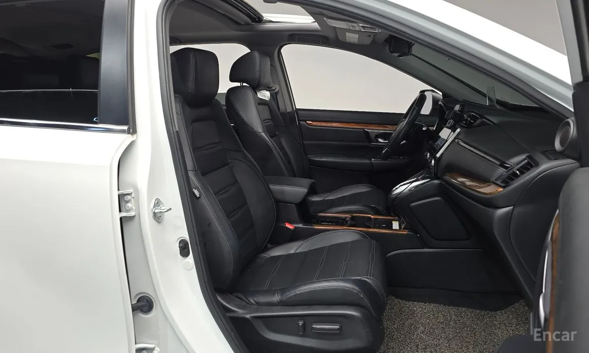 Фото 11 - Honda CR-V