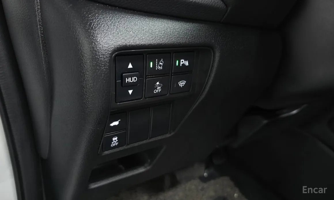 Фото 17 - Honda CR-V