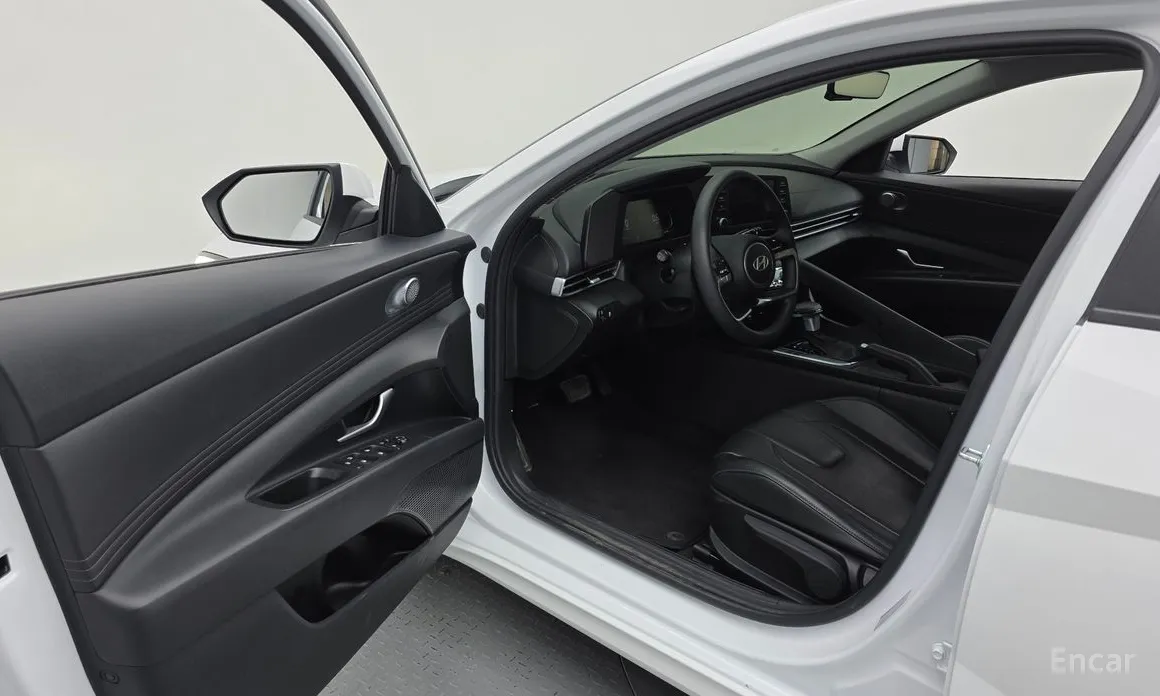 Hyundai Avante 2023 1.6