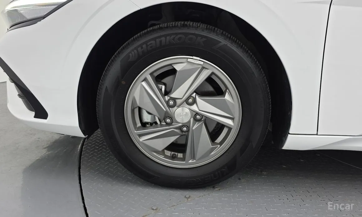 Hyundai Avante 2023 1.6