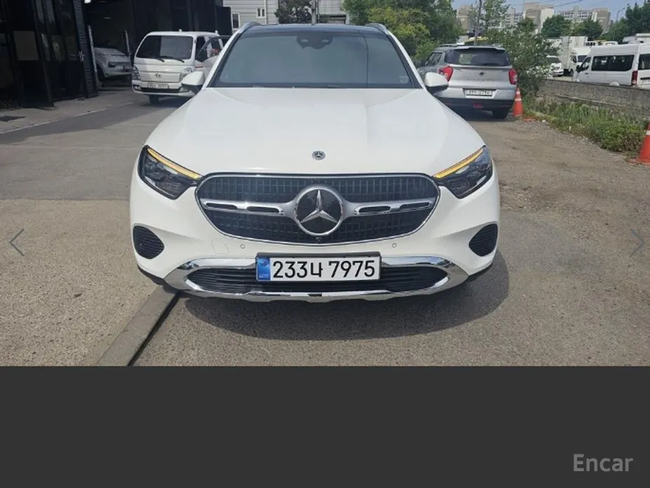 Mercedes-Benz GLC-Class 2023 GLC 300 4MATIC Avantgarde