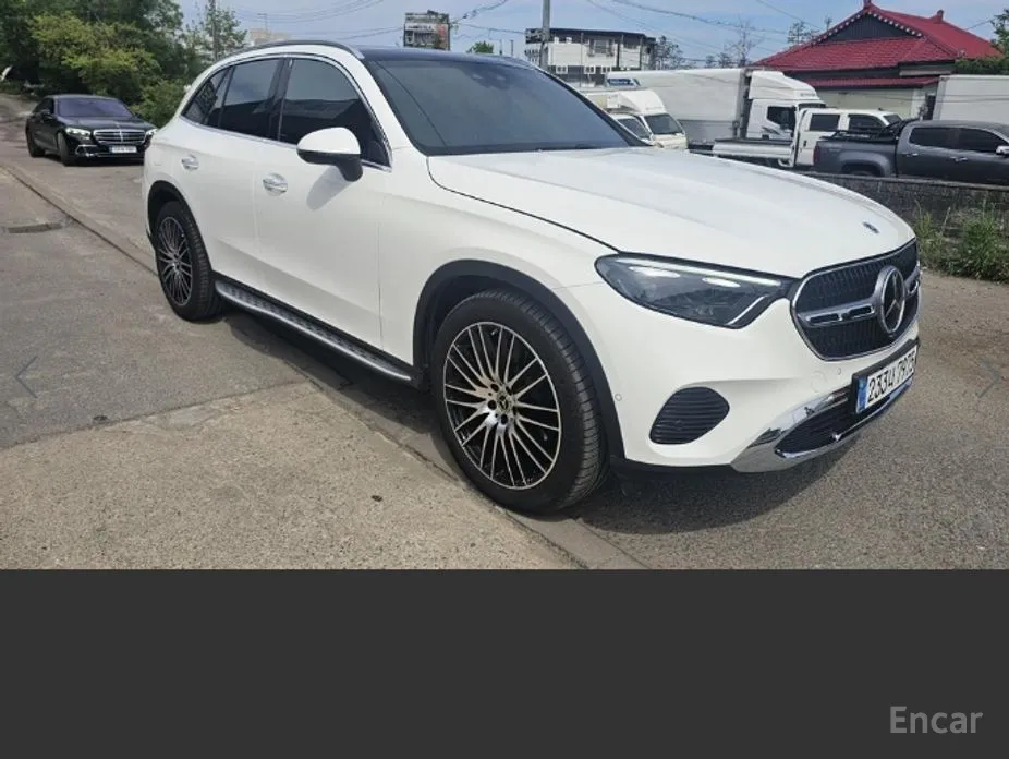 Mercedes-Benz GLC-Class 2023 GLC 300 4MATIC Avantgarde