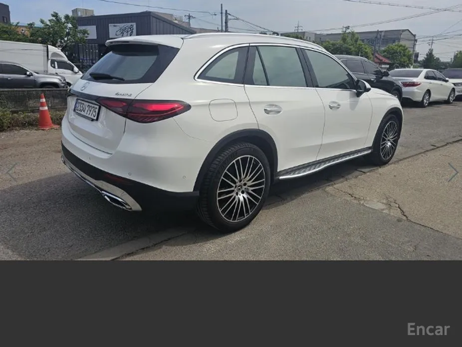 Mercedes-Benz GLC-Class 2023 GLC 300 4MATIC Avantgarde