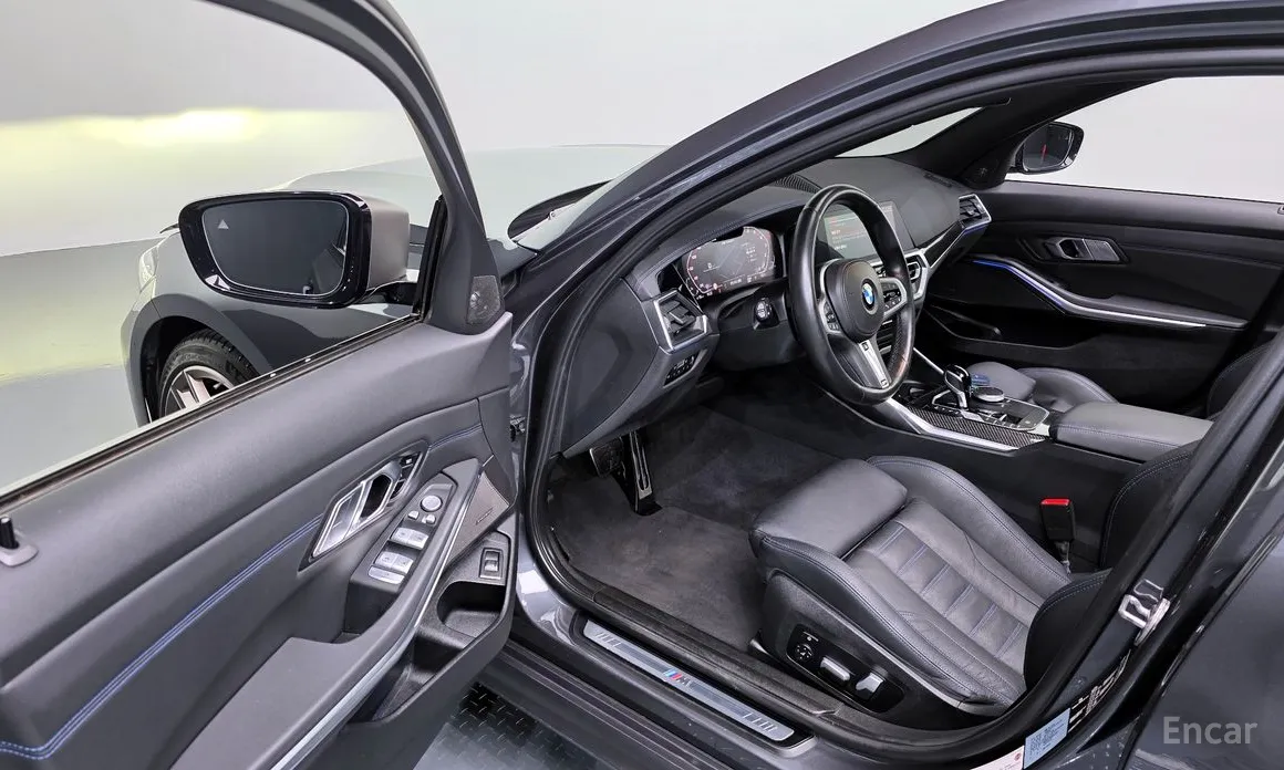 BMW 3 Series 2019 M340i Performance