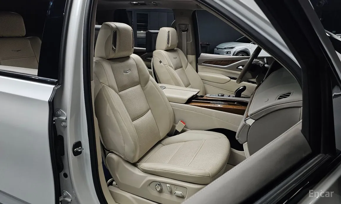 Cadillac Escalade 2021 6.2