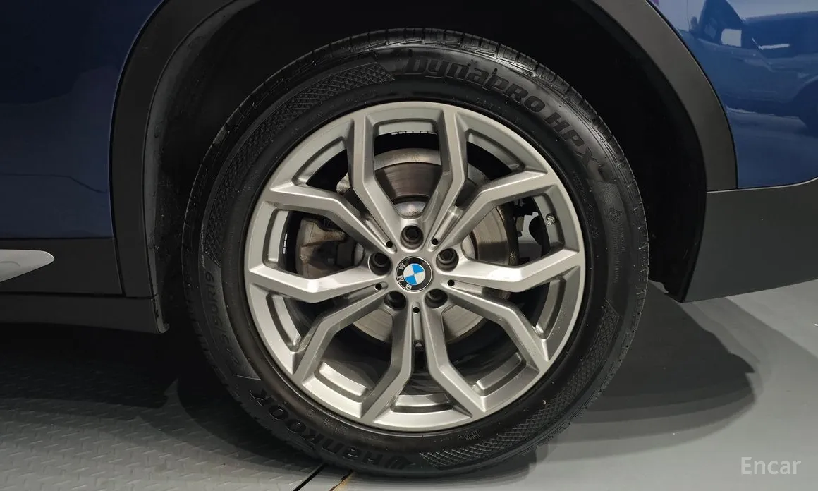 Фото 21 - BMW X4
