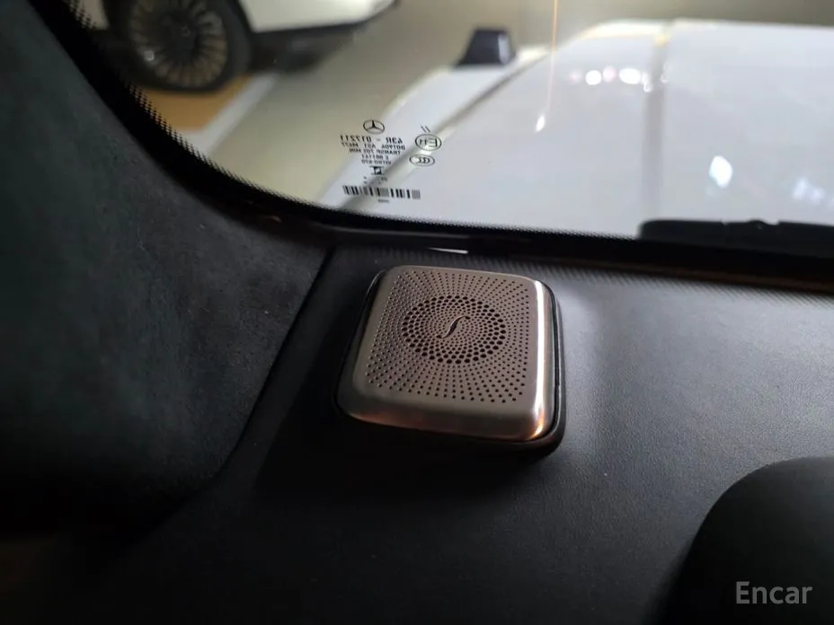 Mercedes-Benz G-Class 2019 AMG G63 Manufaktur