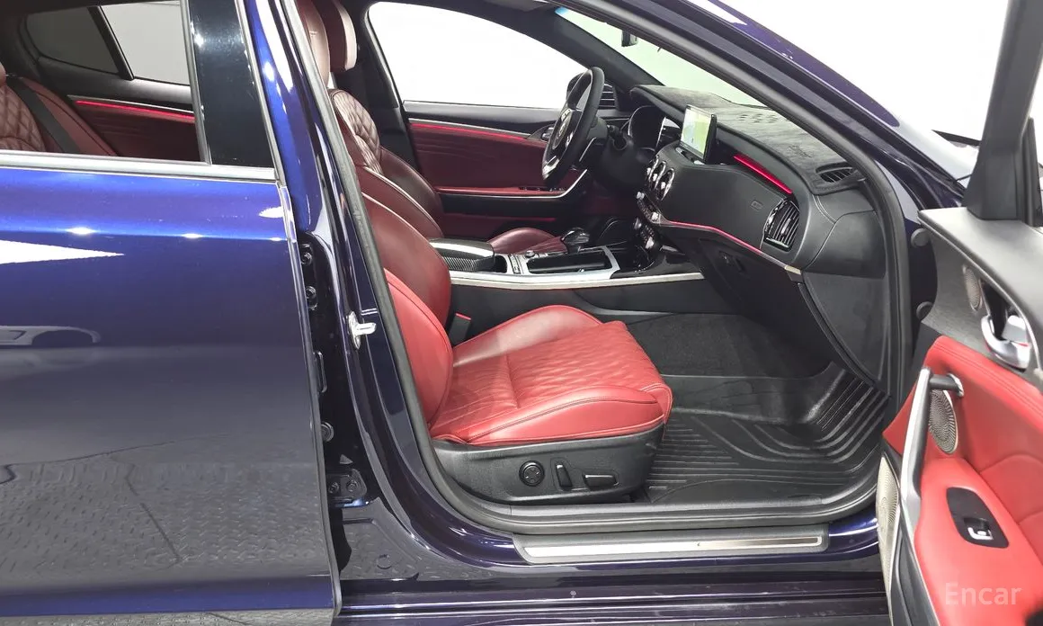 Фото 26 - Kia Stinger