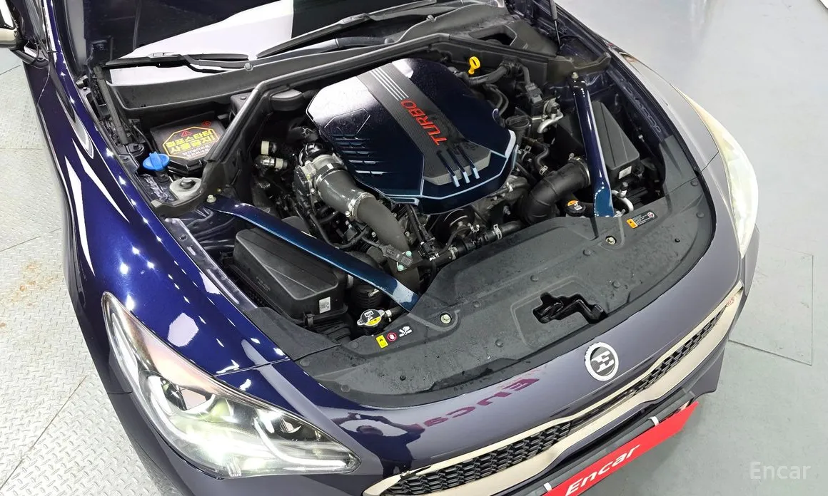 Фото 6 - Kia Stinger