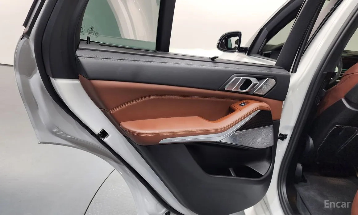 Фото 25 - BMW X5