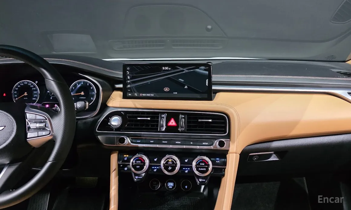 Photo 15 - Genesis G70