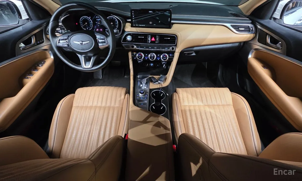 Photo 7 - Genesis G70