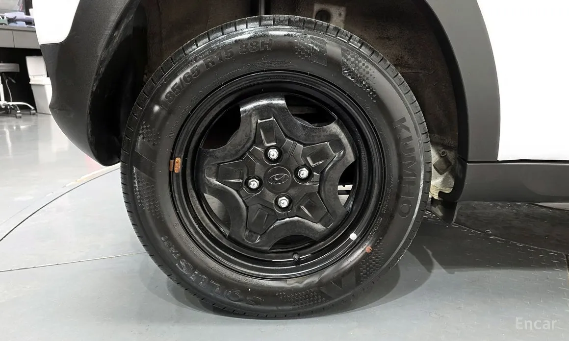 Photo 5 - Hyundai Casper