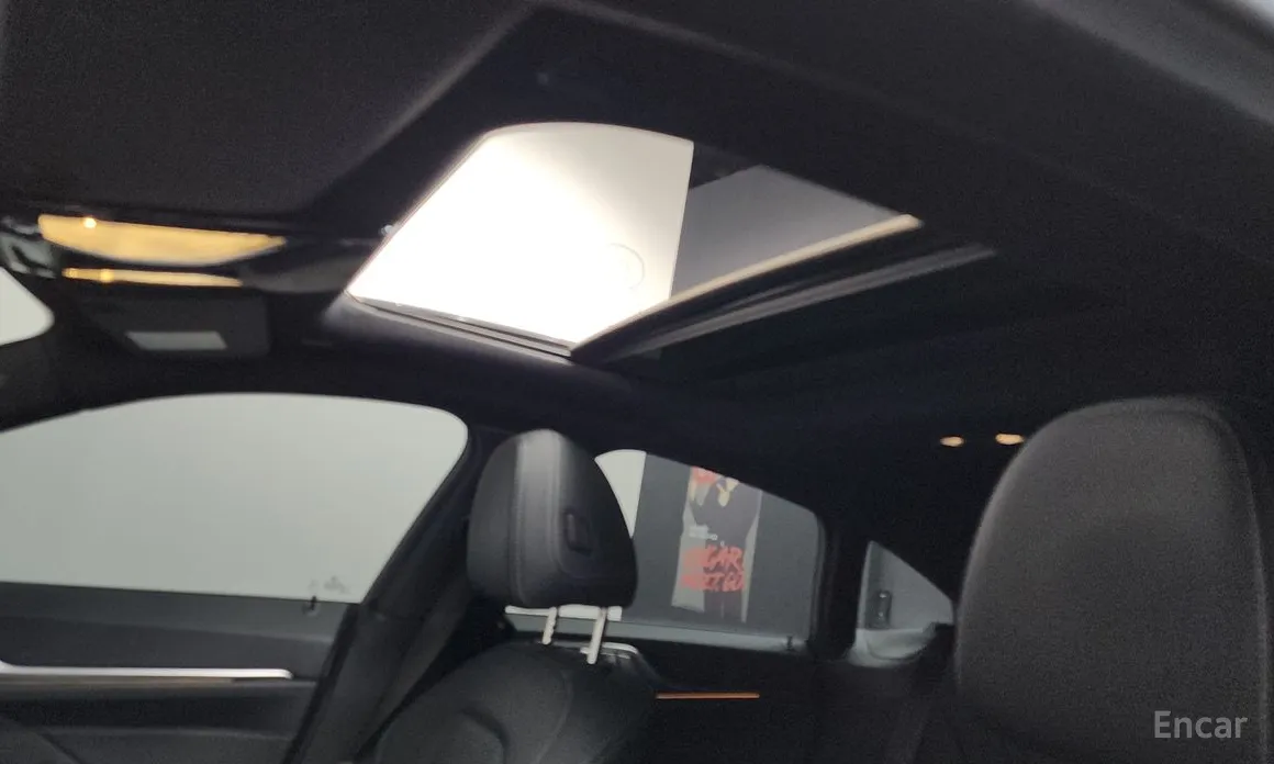Фото 18 - BMW i4