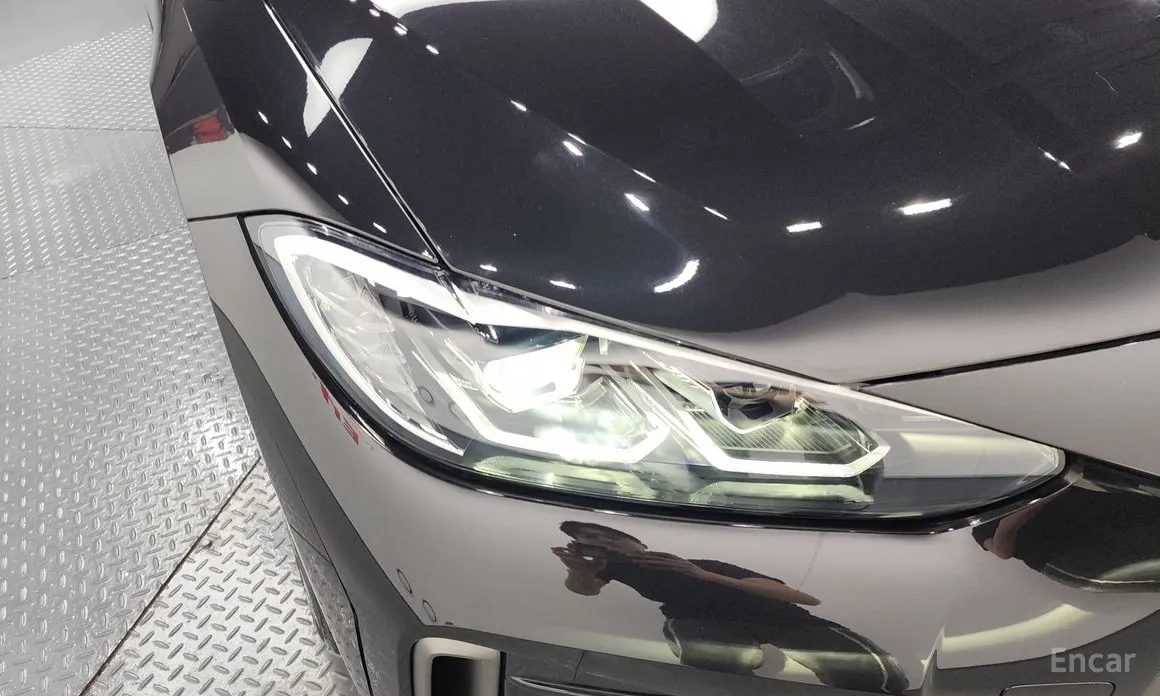 Фото 22 - BMW i4