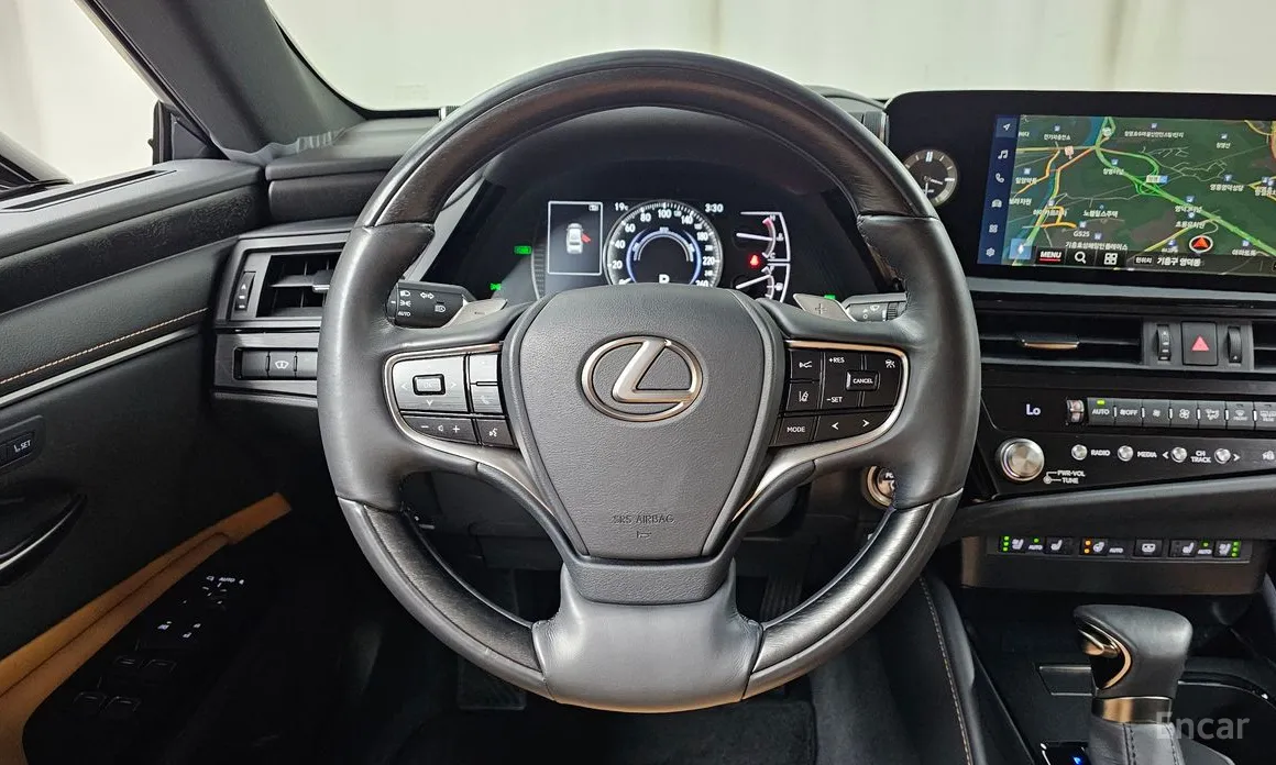 Lexus ES 2018 Luxury Plus
