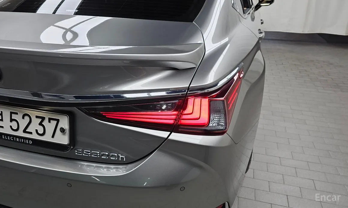 Lexus ES 2018 Luxury Plus