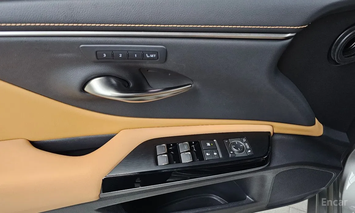 Lexus ES 2018 Luxury Plus
