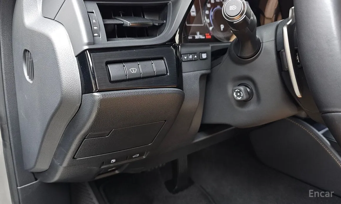 Lexus ES 2018 Luxury Plus