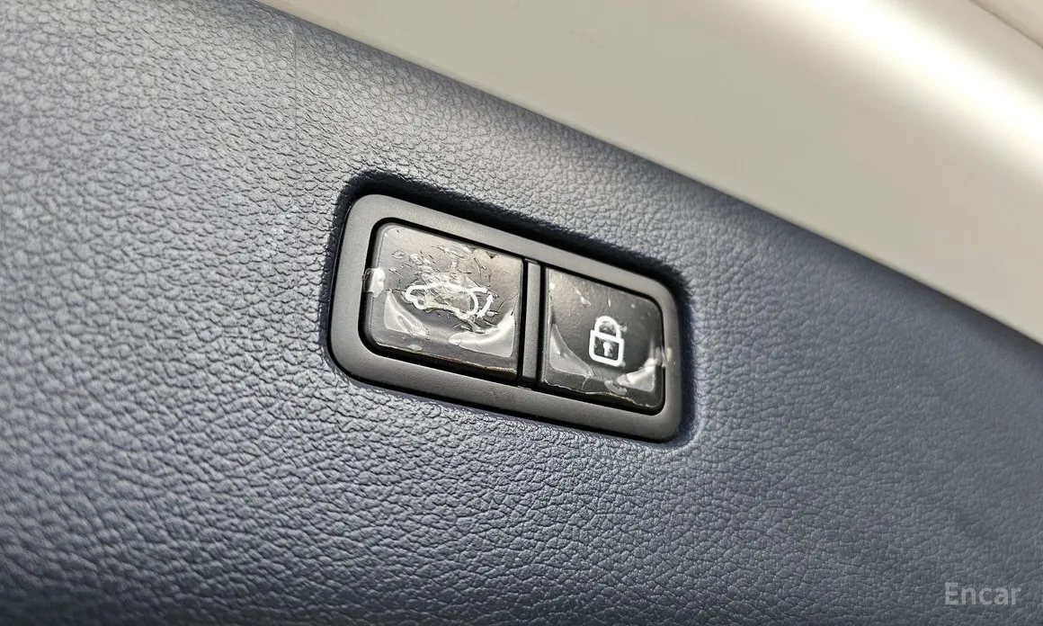 Фото 29 - Genesis GV80