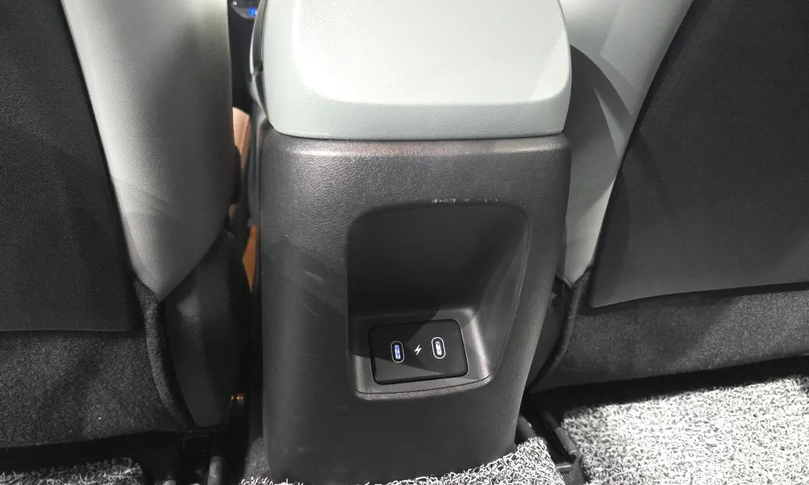 Hyundai Avante 2023 1.6