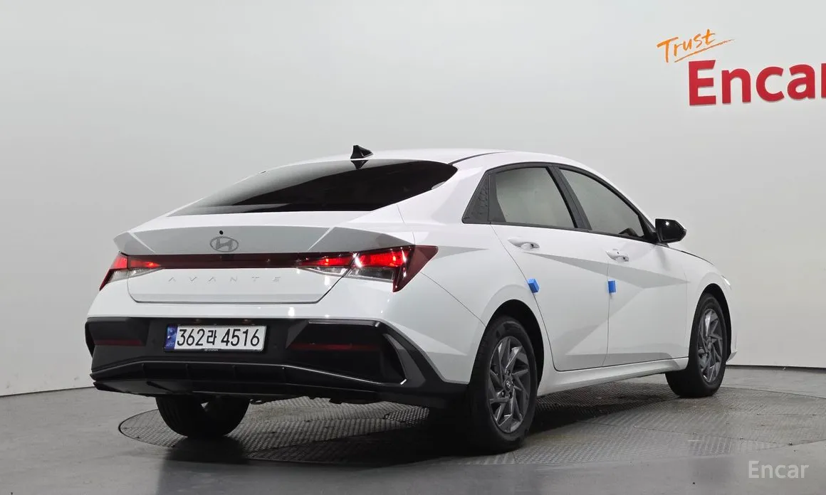 Hyundai Avante 2023 1.6