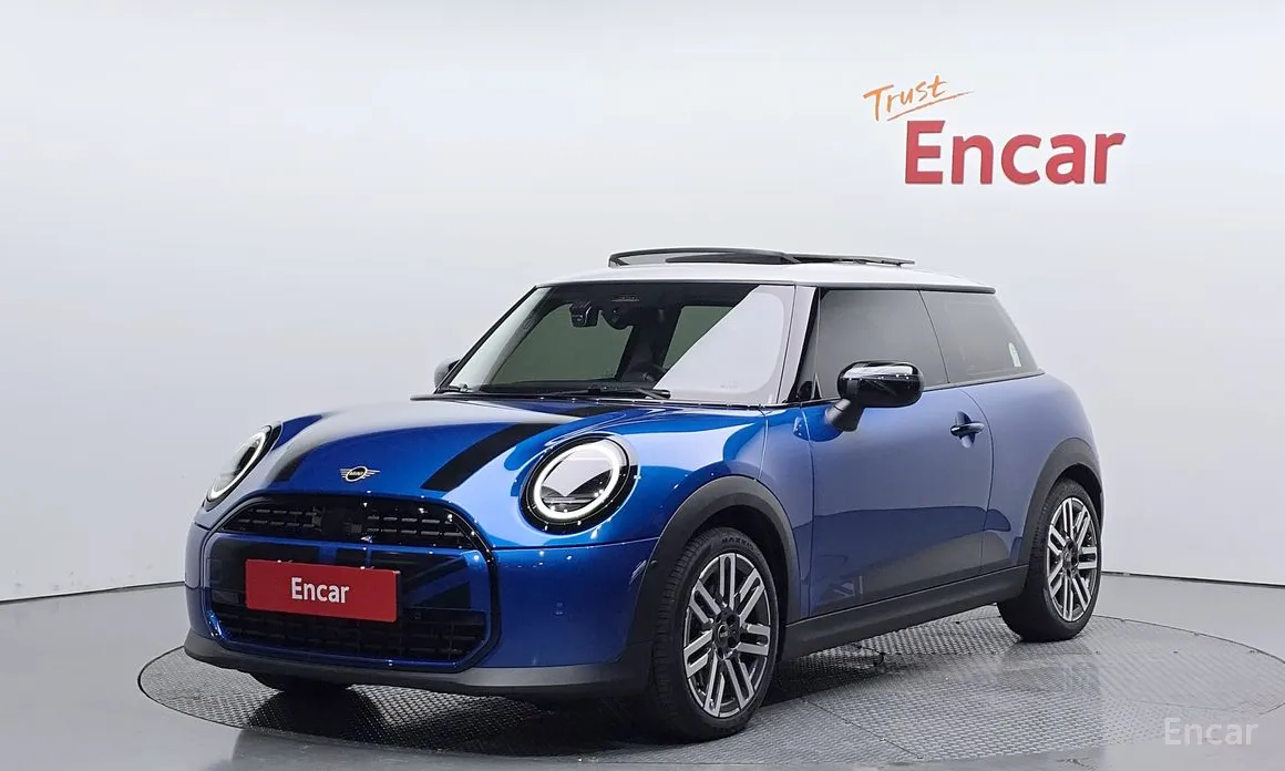 Mini Cooper 2024 Classic