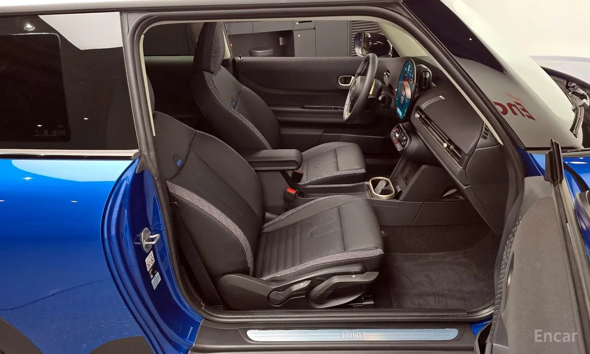 Mini Cooper 2024 Classic
