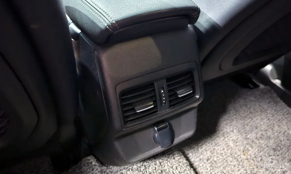 Фото 28 - Renault QM6