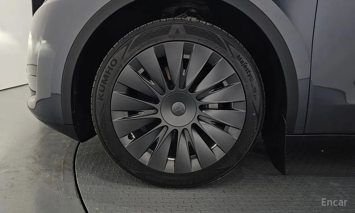 Фото 5 - Tesla Model Y