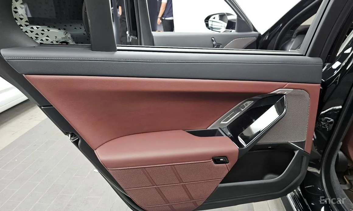 BMW 7 Series 2022 740i xDrive M Sport