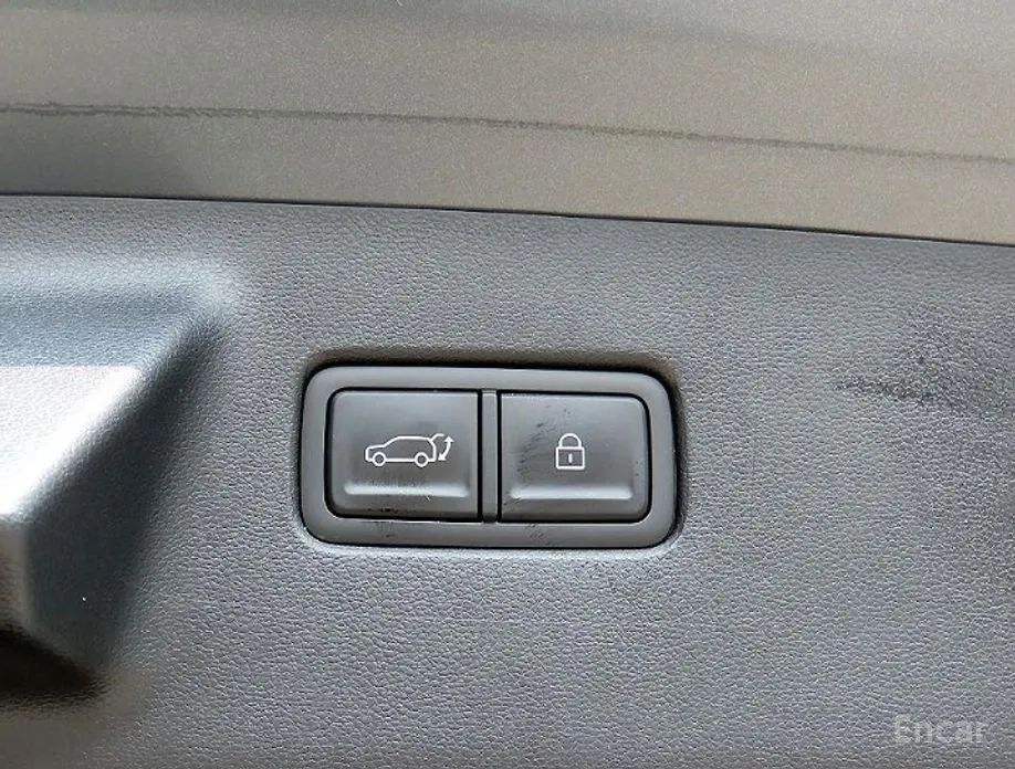 Фото 16 - Hyundai Santa Fe