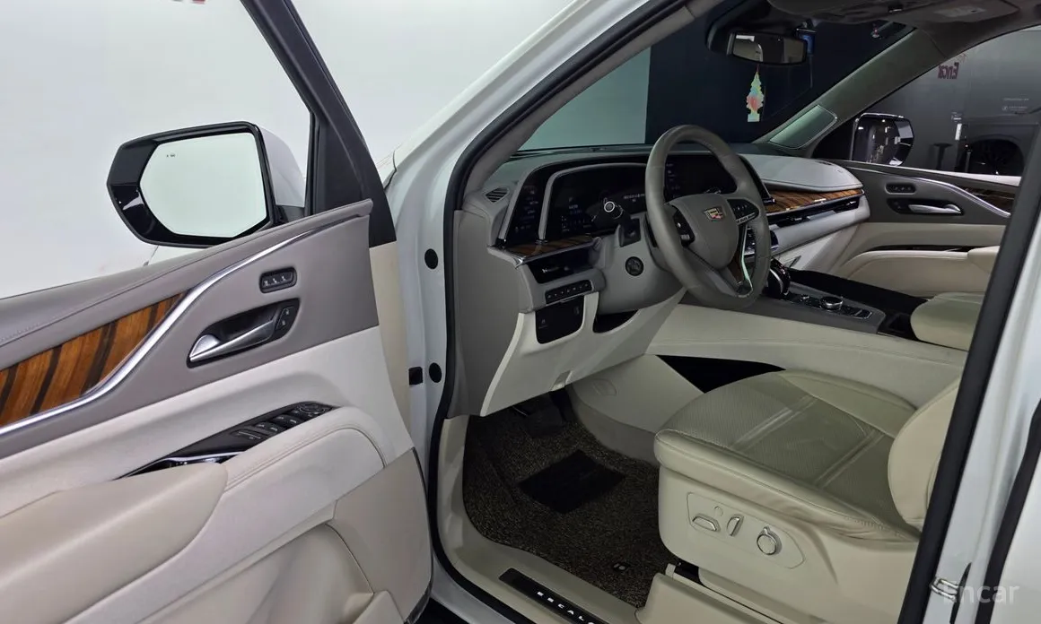 Cadillac Escalade 2021 6.2