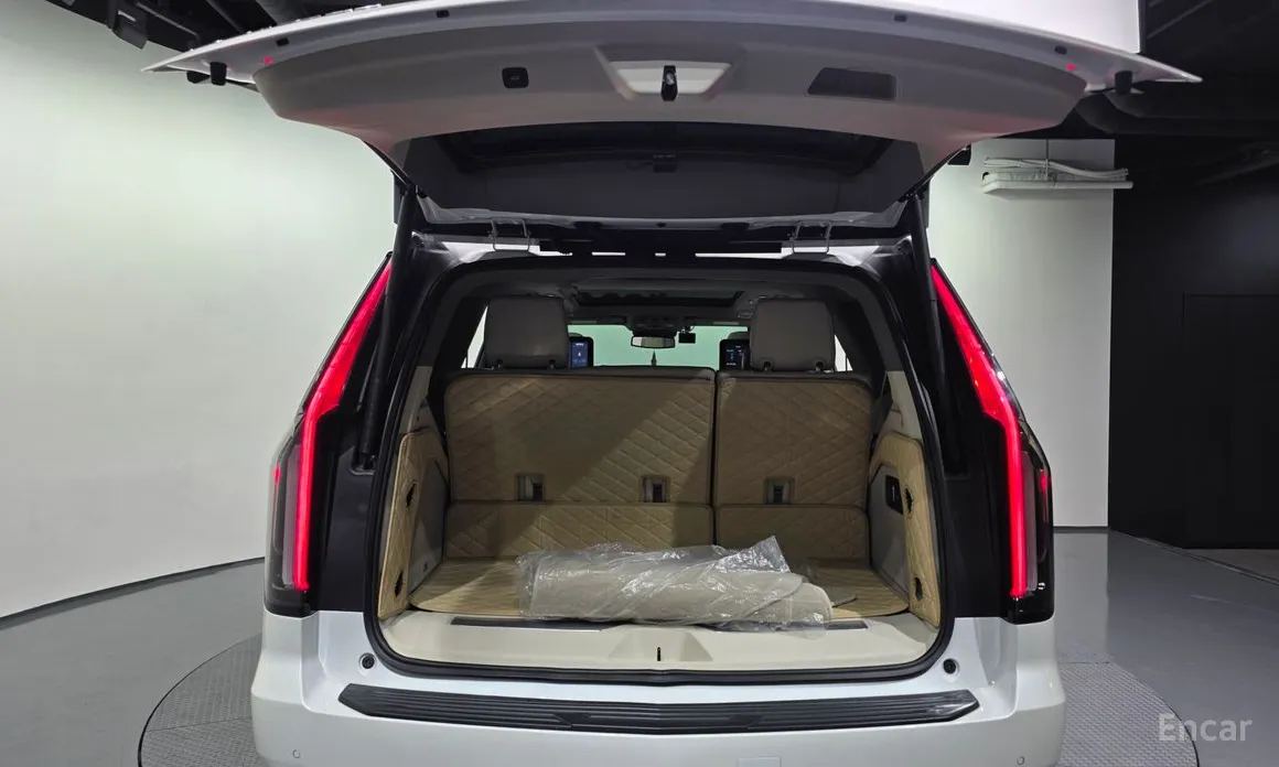 Cadillac Escalade 2021 6.2