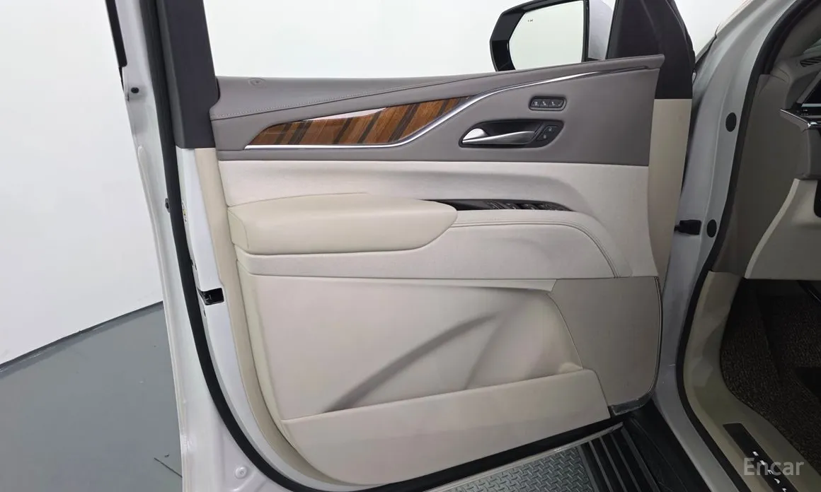 Cadillac Escalade 2021 6.2