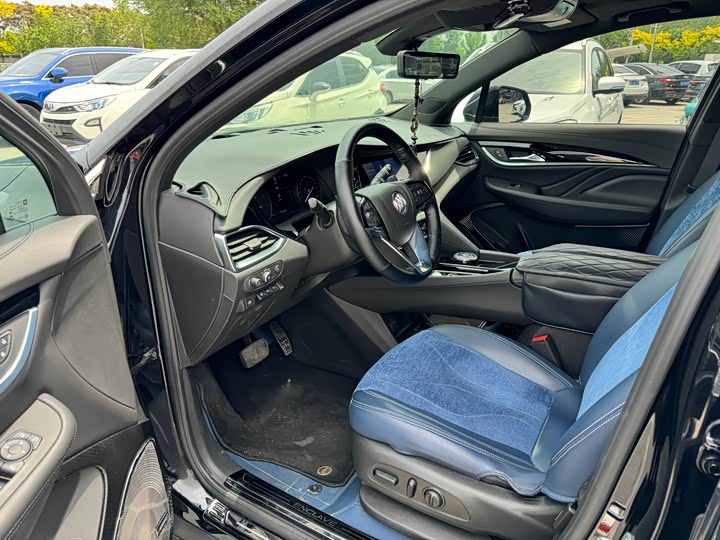 Buick Enclave 2022 2022款 652T 四驱尊享旗舰型 6座