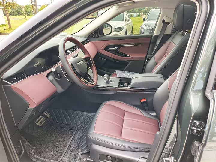Land Rover Range Rover Evoque L 2024 2024款 揽胜极光L SE 驭光尊耀版