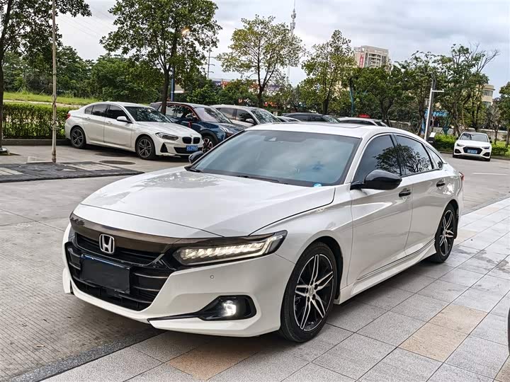 Zdjęcie 1 - Honda Accord